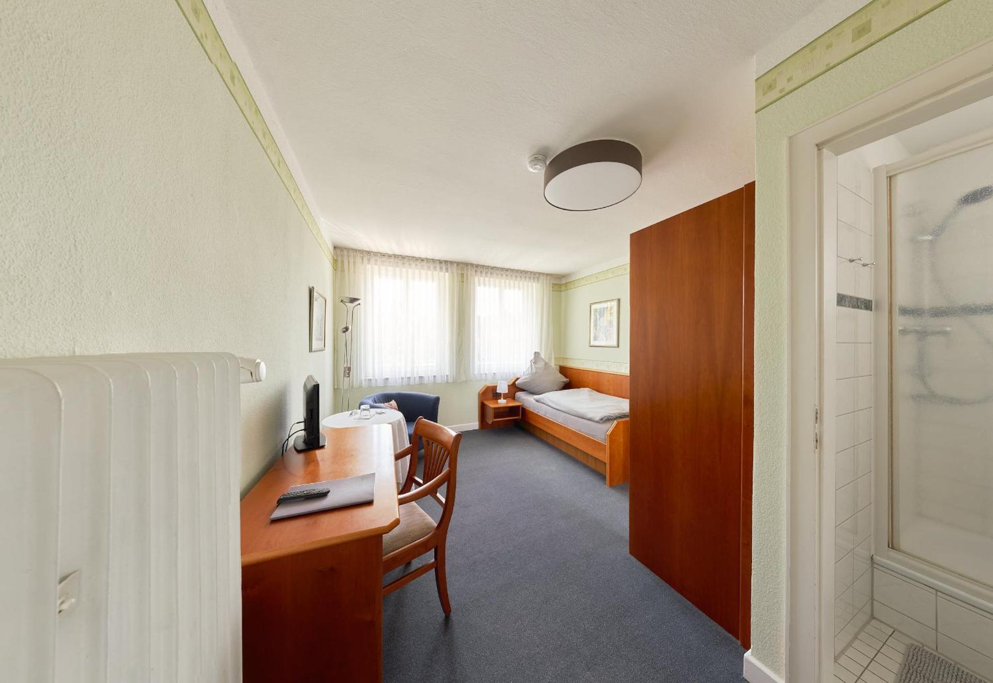 Pension Am Sueltebrunnen Bad Oeynhausen Exterior photo